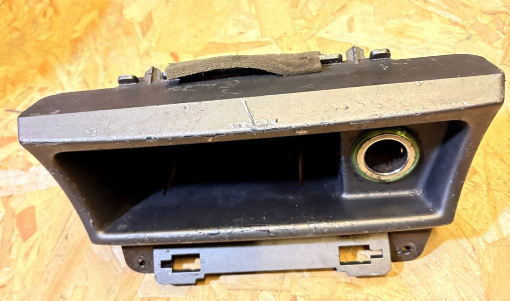 Jaguar X-Type X400 2007-2009 Centre Console Ashtray 12V Socket 4X43F044J53AB