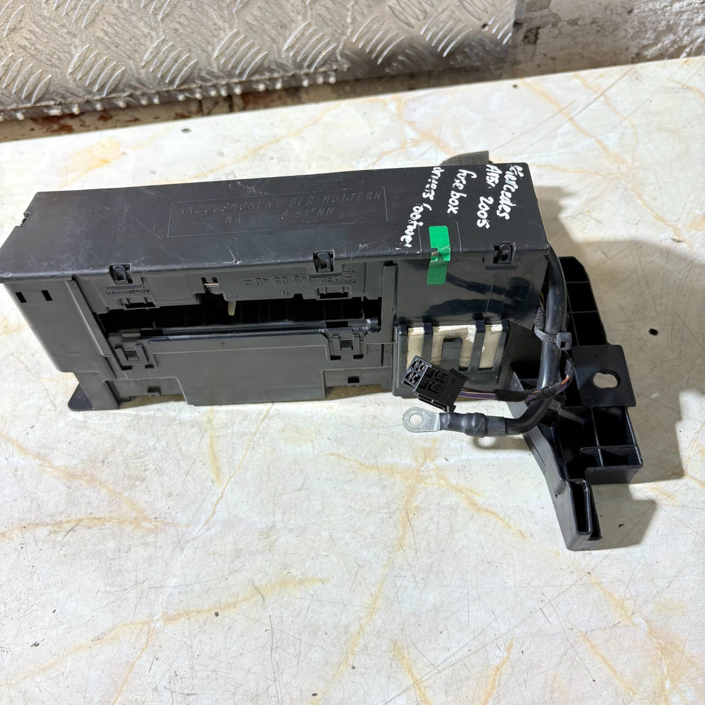Mercedes A-Class W169 B-Class W245 Fuse Box Relay Unit A1695450540 04-12 05-11