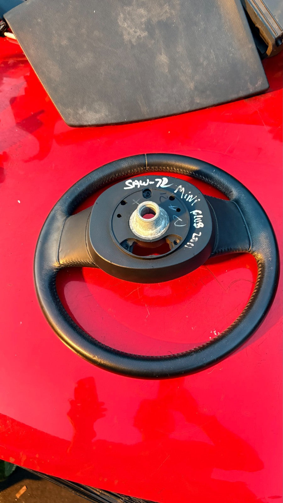 2011 MINI CLUB STEERING WHEEL 609696201C