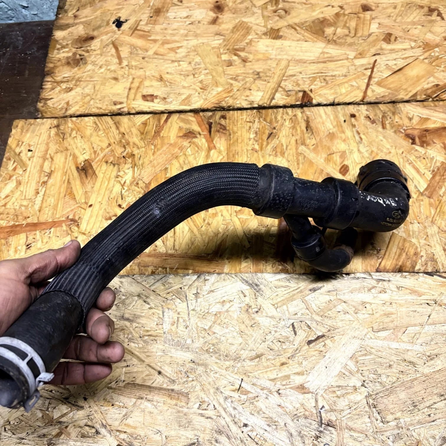 Range Rover Evoque L538 2.2 Diesel 2011-2015 Coolant Hose Pipe BJ32-8285-BC
