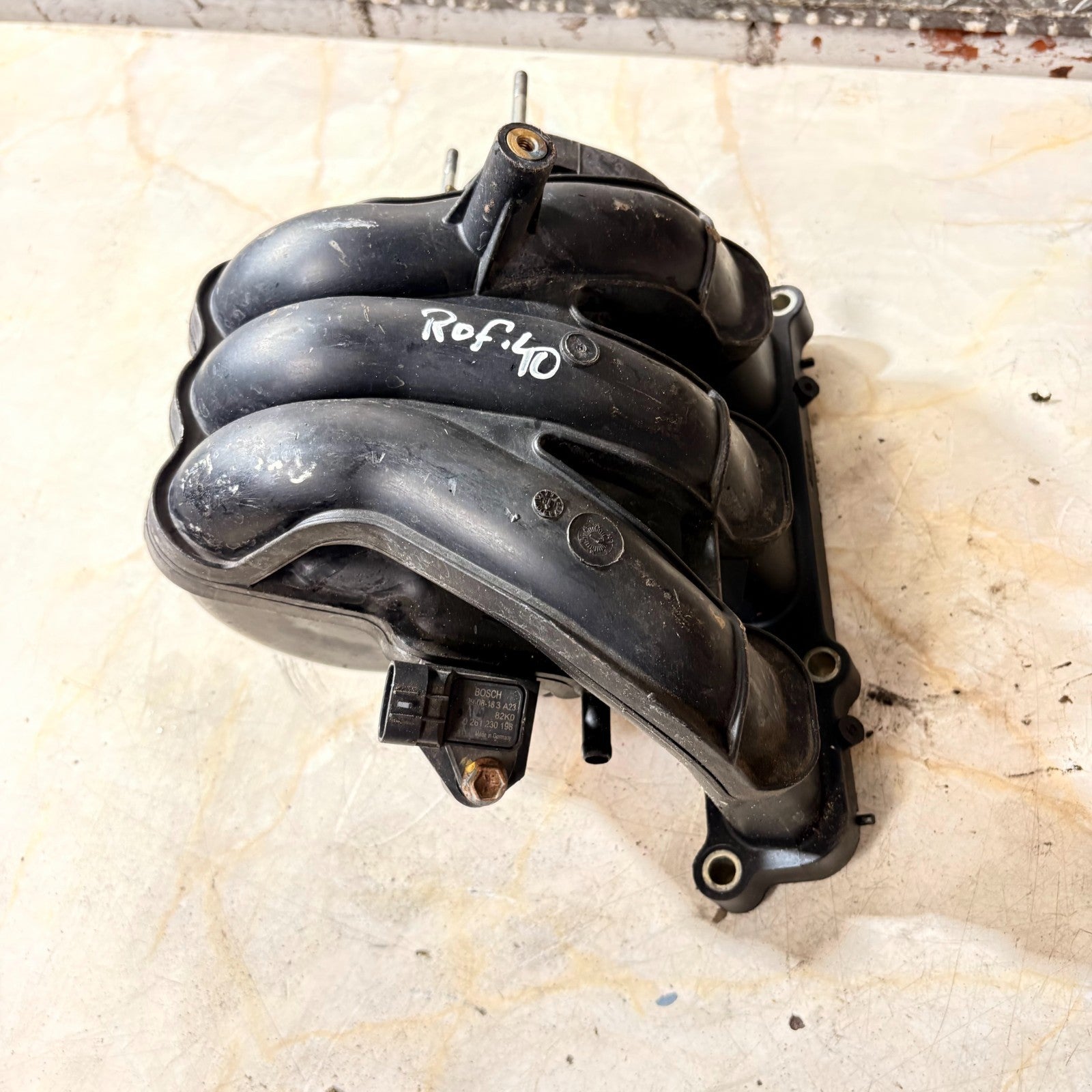 Suzuki Alto Inlet Manifold with  Sensor 2011 0 261 230 198