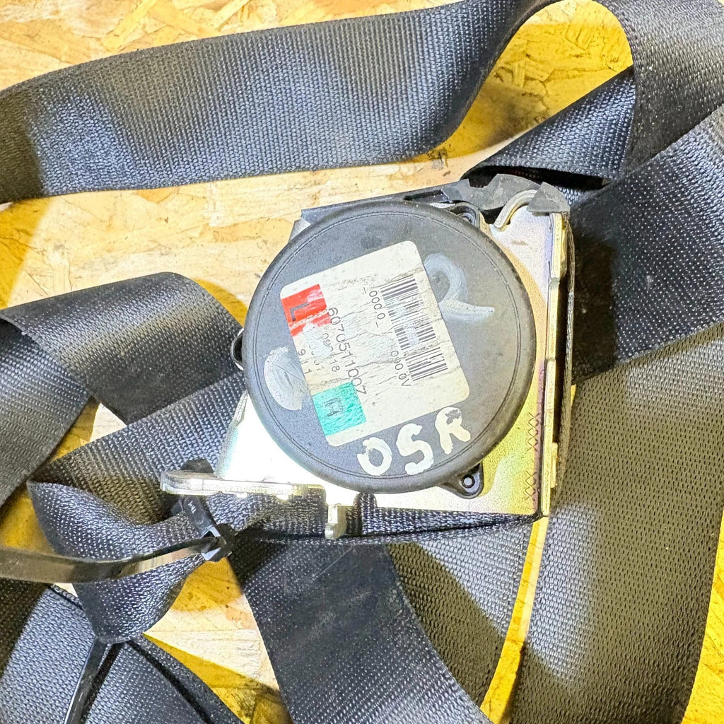 BMW 118 1 Series E81 2007-2011 E87 2004-2011 Rear Right Seat Belt 72119139832