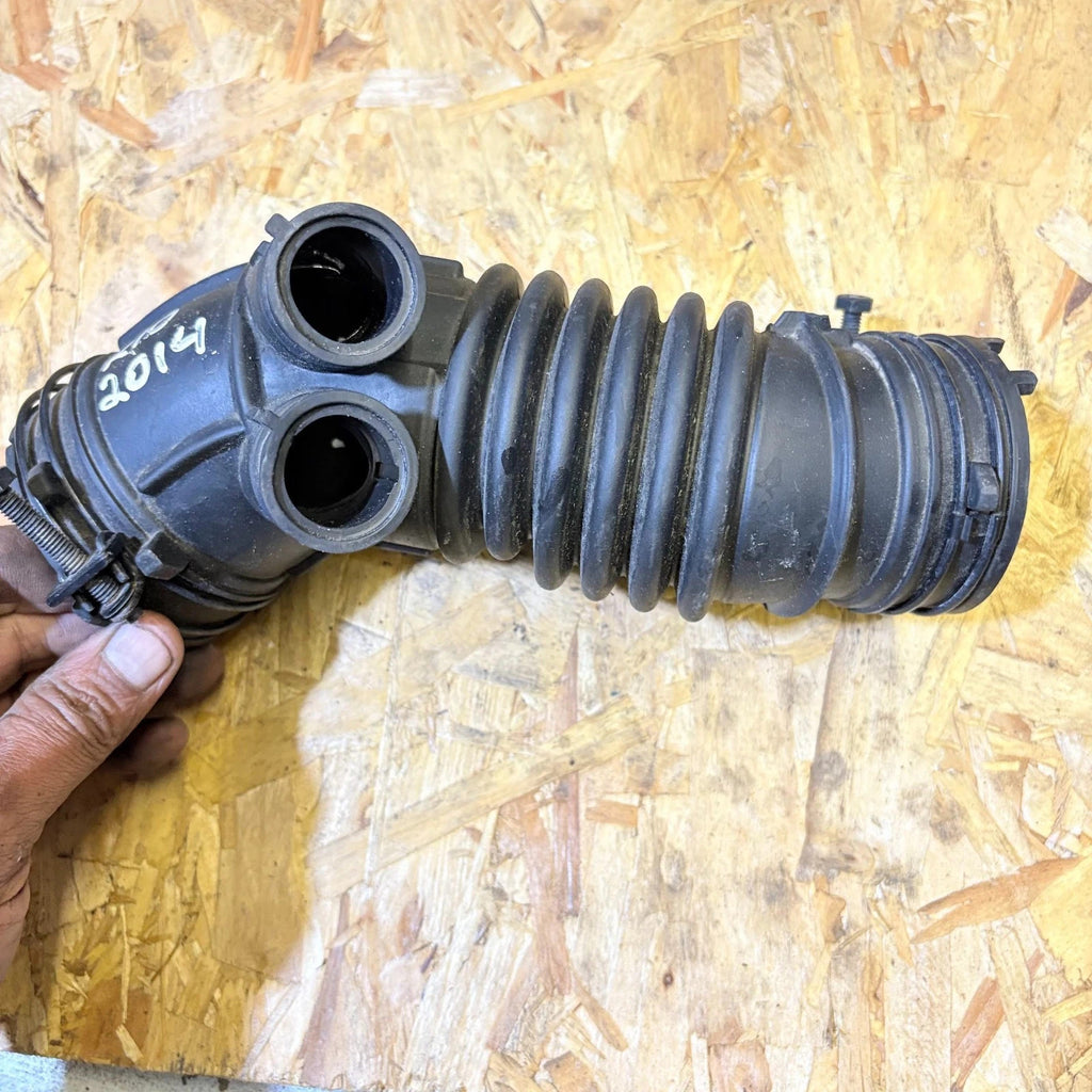Kia Rio 2011-2017 Air Intake Hose Pipe (Airbox to Throttle) 28140-1W060 UB/QB