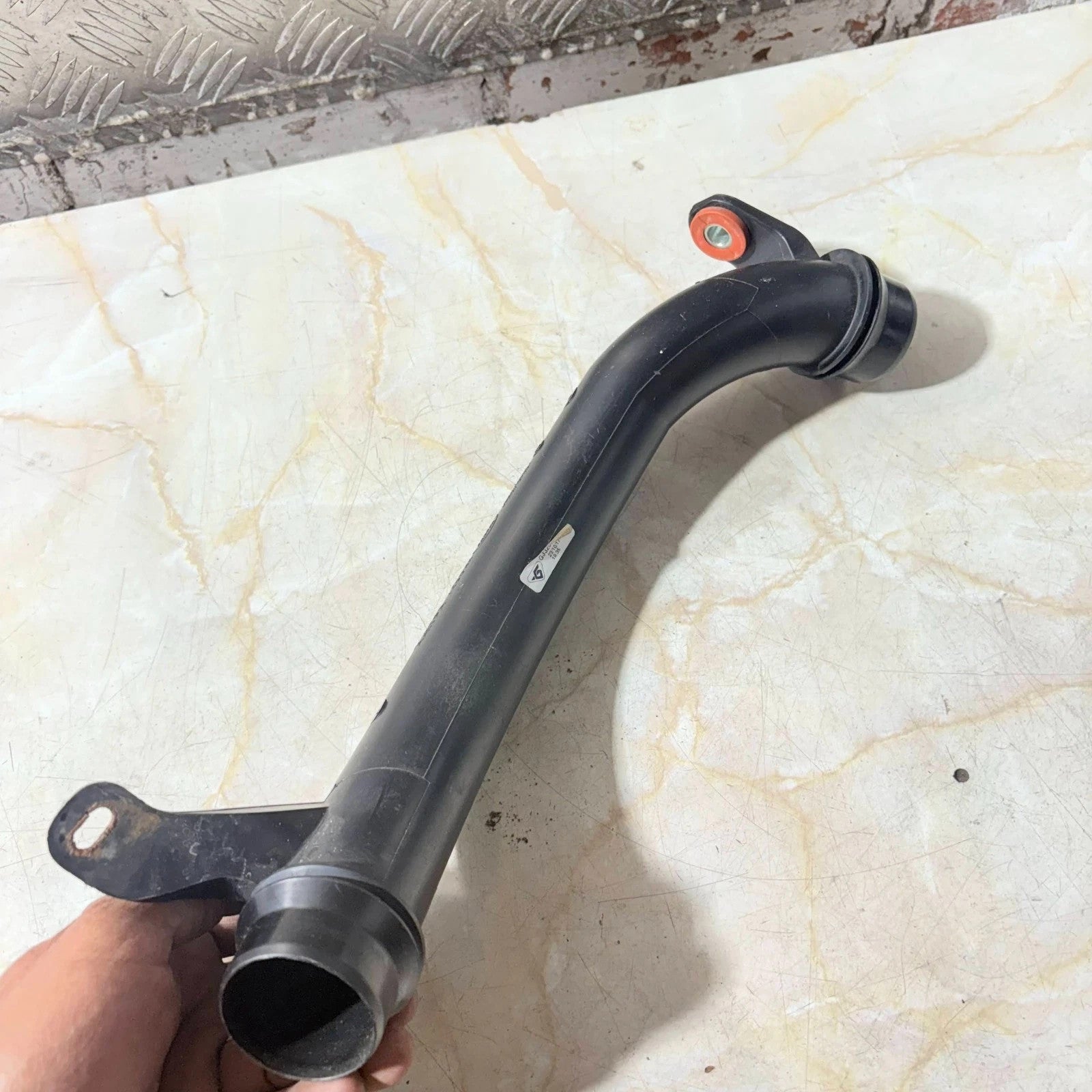 Land Rover/Range Rover Evoque 2017 Intercool Engine Pipe/Hose HSR24415