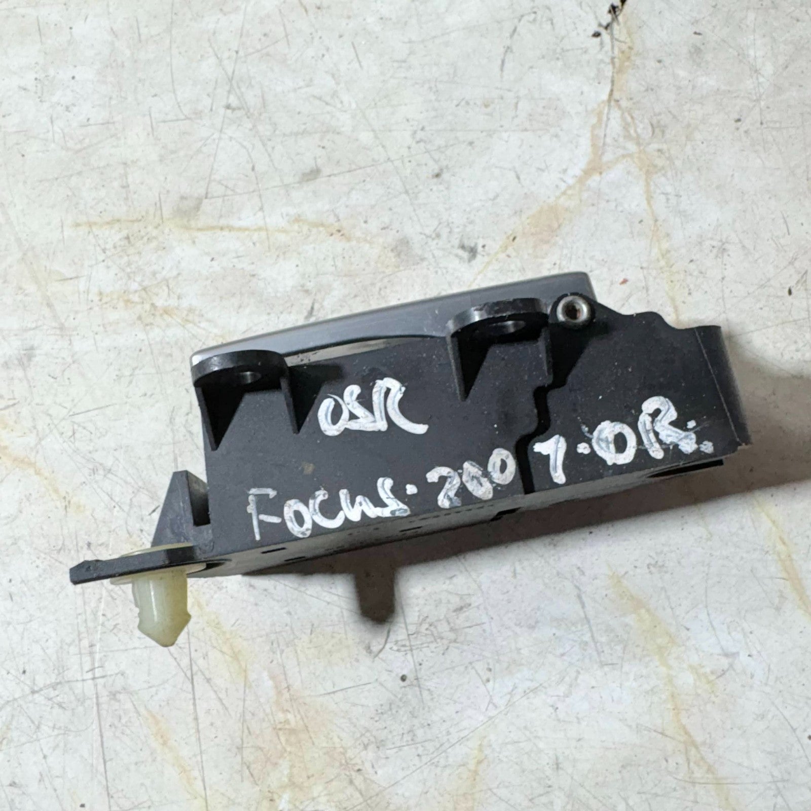 3M51R22600 DRIVER REAR INTERIOR HANDLE FOR FORD FOCUS 2007