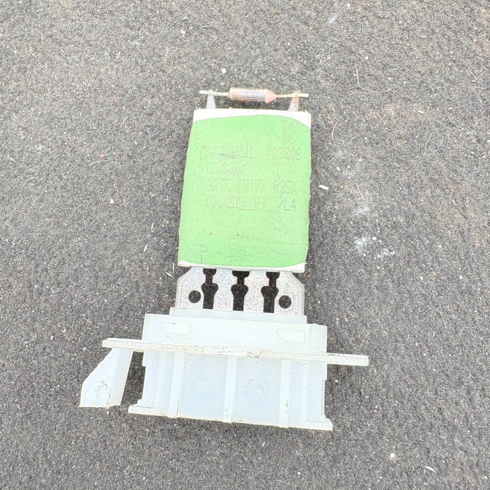 Vauxhall Tigra Heater blower fan resistor (2004-2009)