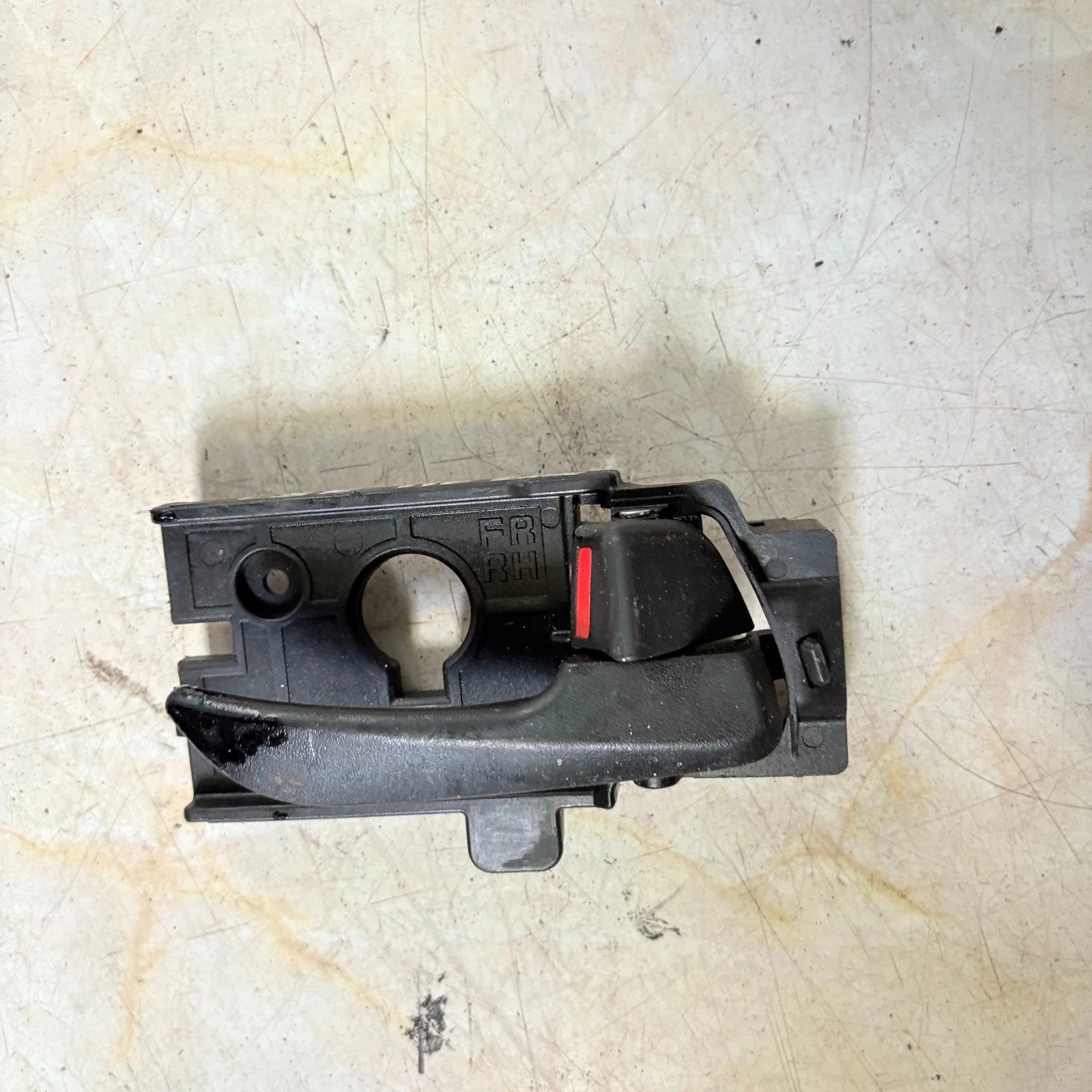 Hyundai i10 2013-2019 Driver Front Inside Door Handle RH 82620-B4000