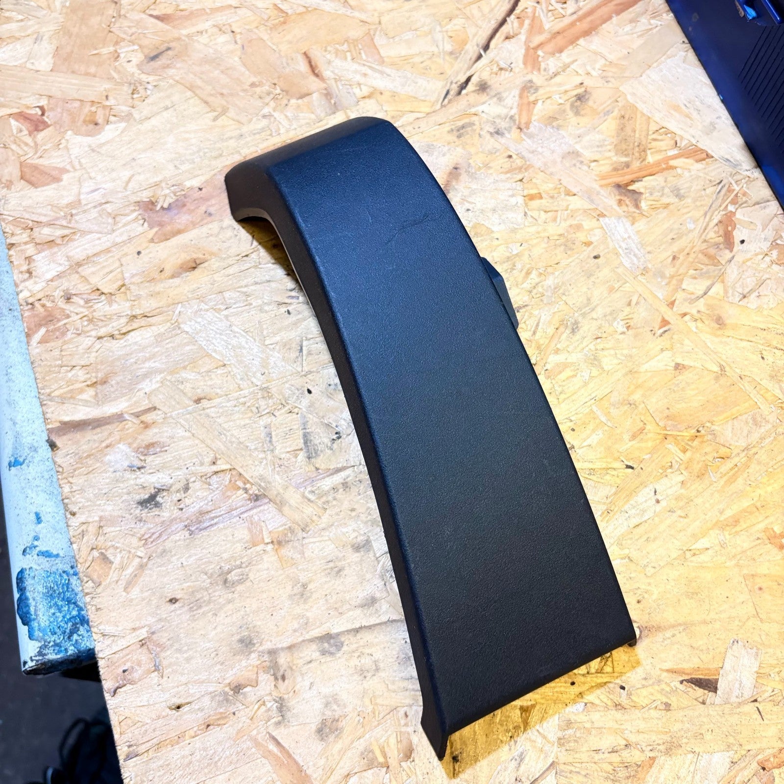 Trim Cover Console Left Front Mitsubishi Lancer 2010