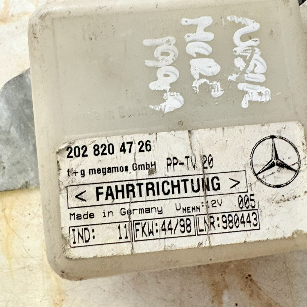 1990 MERCEDES CLK 320 ALARM CONTROL MODULE UNIT ECU 2028204726