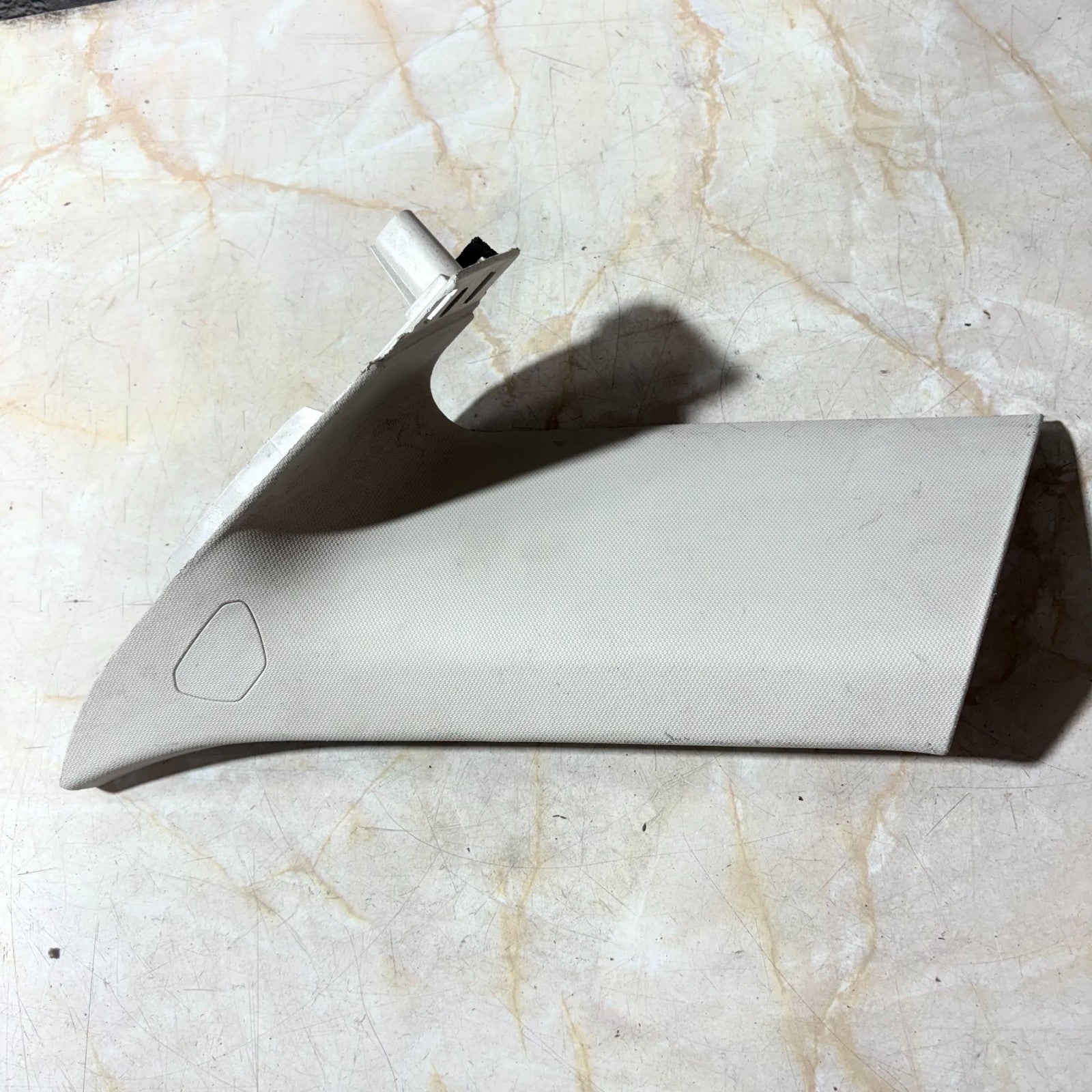 FORD FOCUS MK3 2011-18 REAR RIGHT UPPER C PILLAR INTERIOR TRIM PANEL BM51 A31010