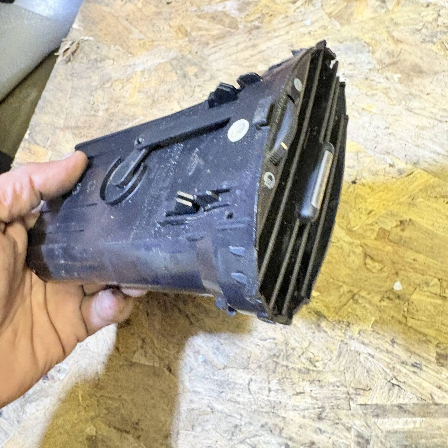 FORD FOCUS 2005-2008 Mk2 Air Vent Left Passenger Front Side 4M51-A014L21AD