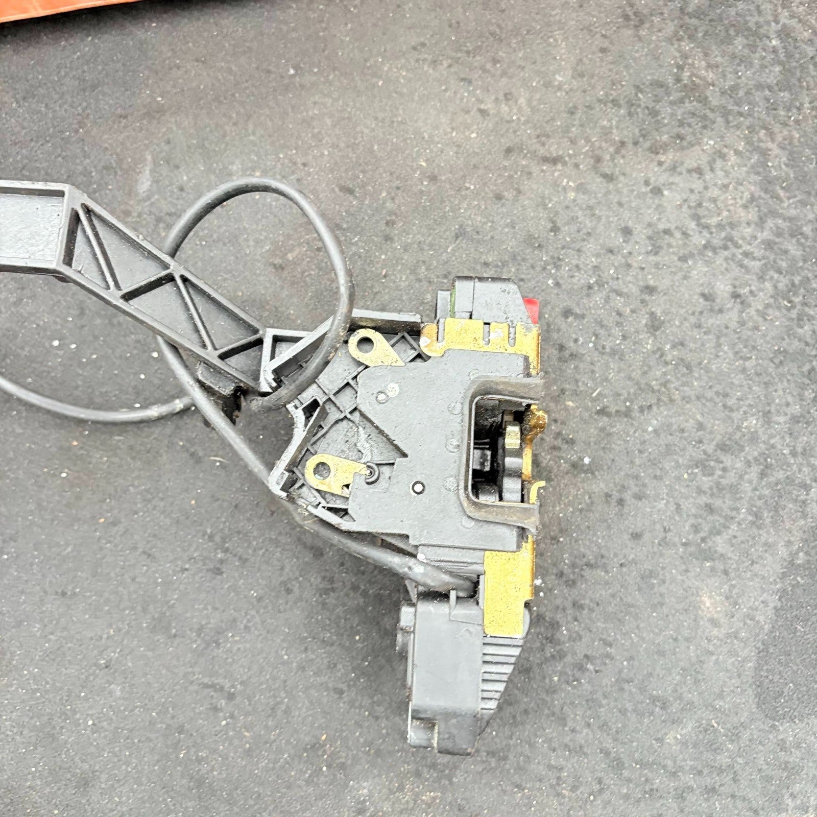 PROTON GEN 2 2009 NEARSIDE PASSENGER REAR LEFT SIDE DOOR LOCK CATCH MECHANISM