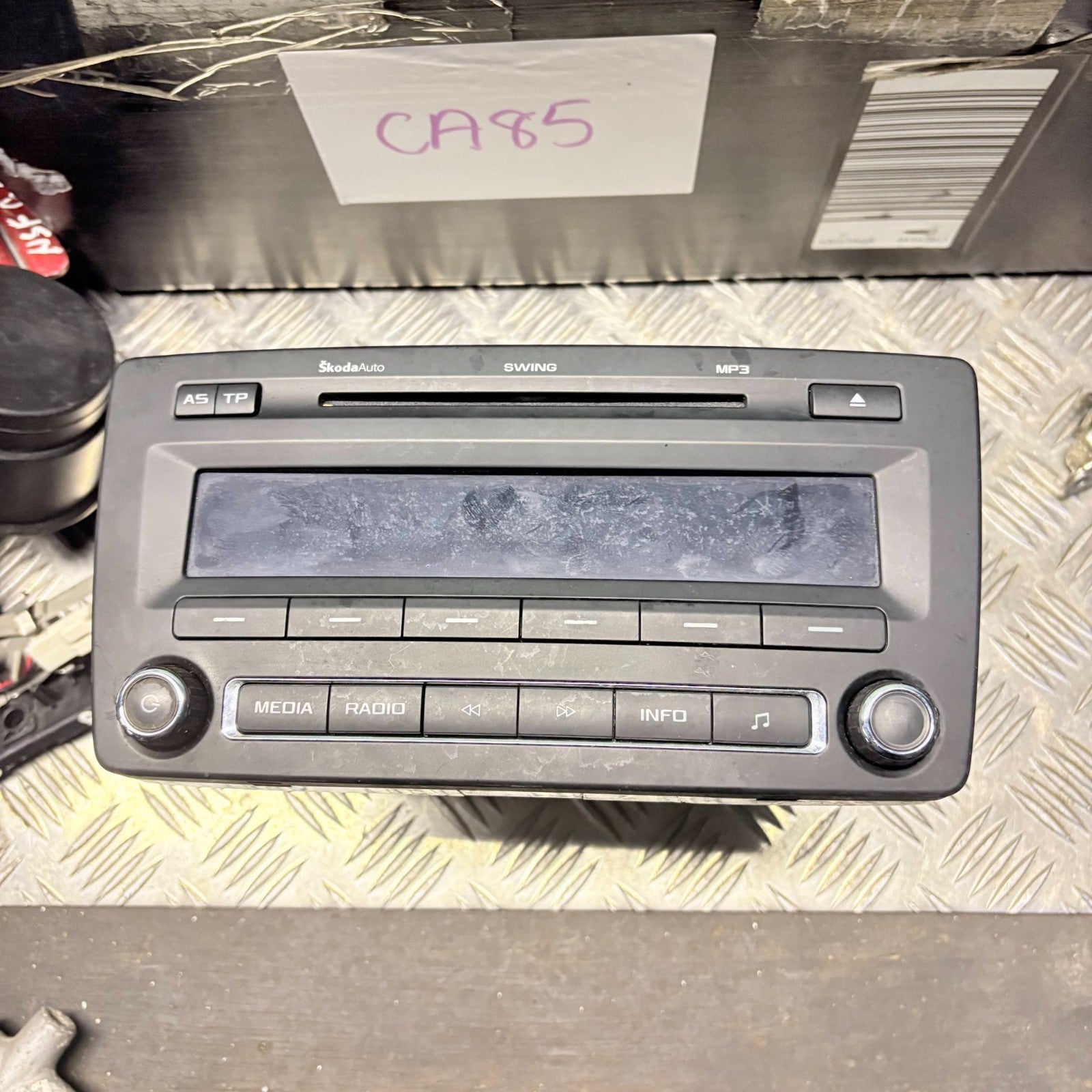 Skoda Octavia 2012 Music Radio CD Player Main Unit 1Z0035161M