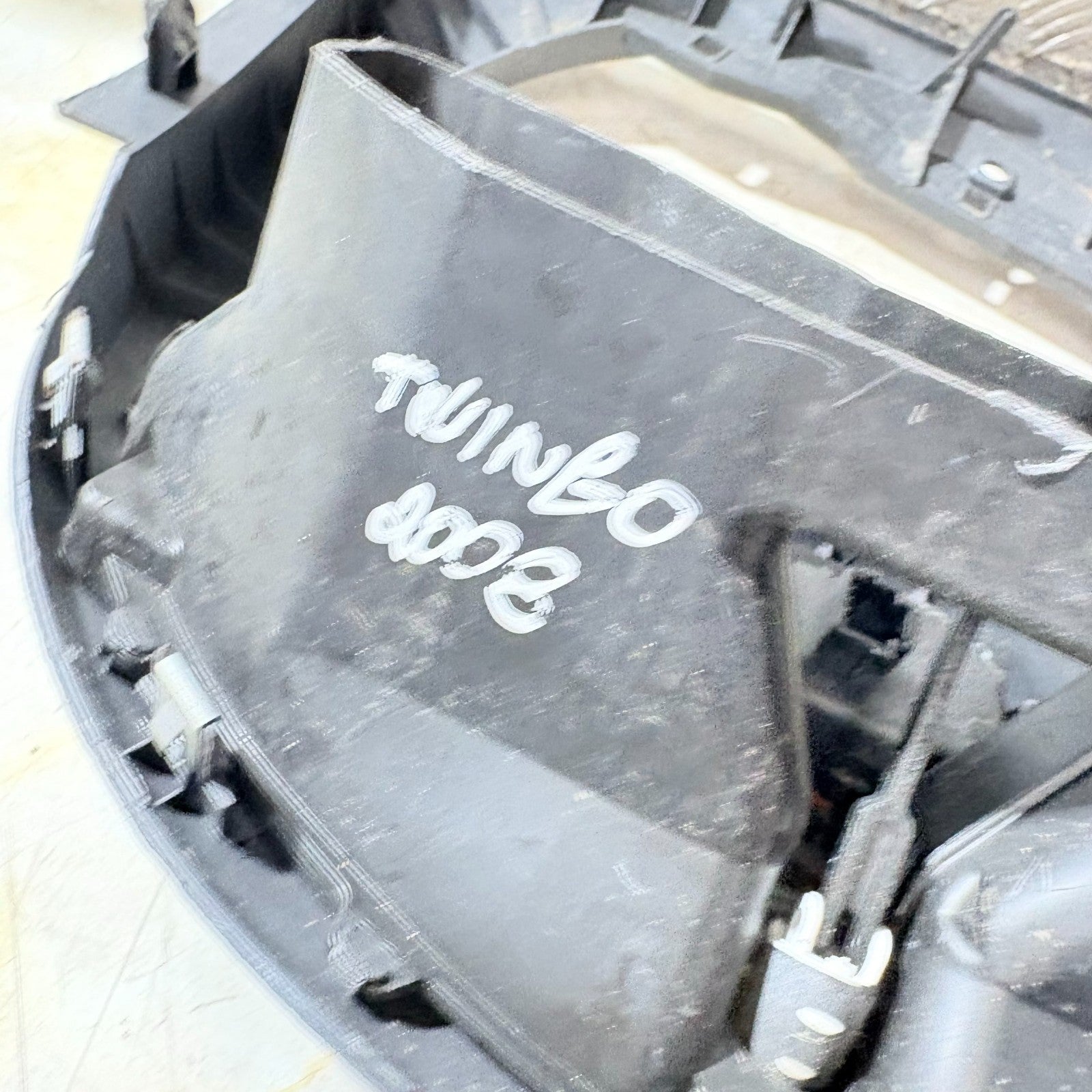 RENAULT TWINGO GT MK2 07-11 CENTRE DASH AIR VENT TRIM PANEL