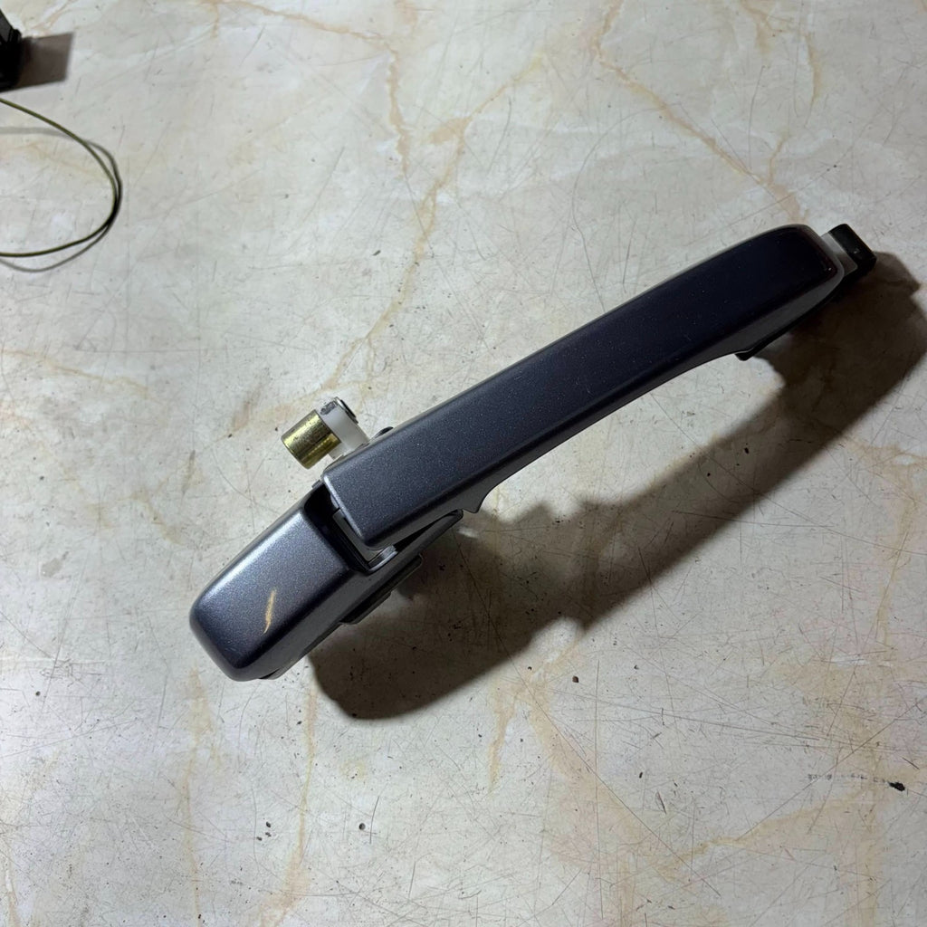Honda CR-V MK2 Rear Right Driver Exterior Door Handle 2002-2006