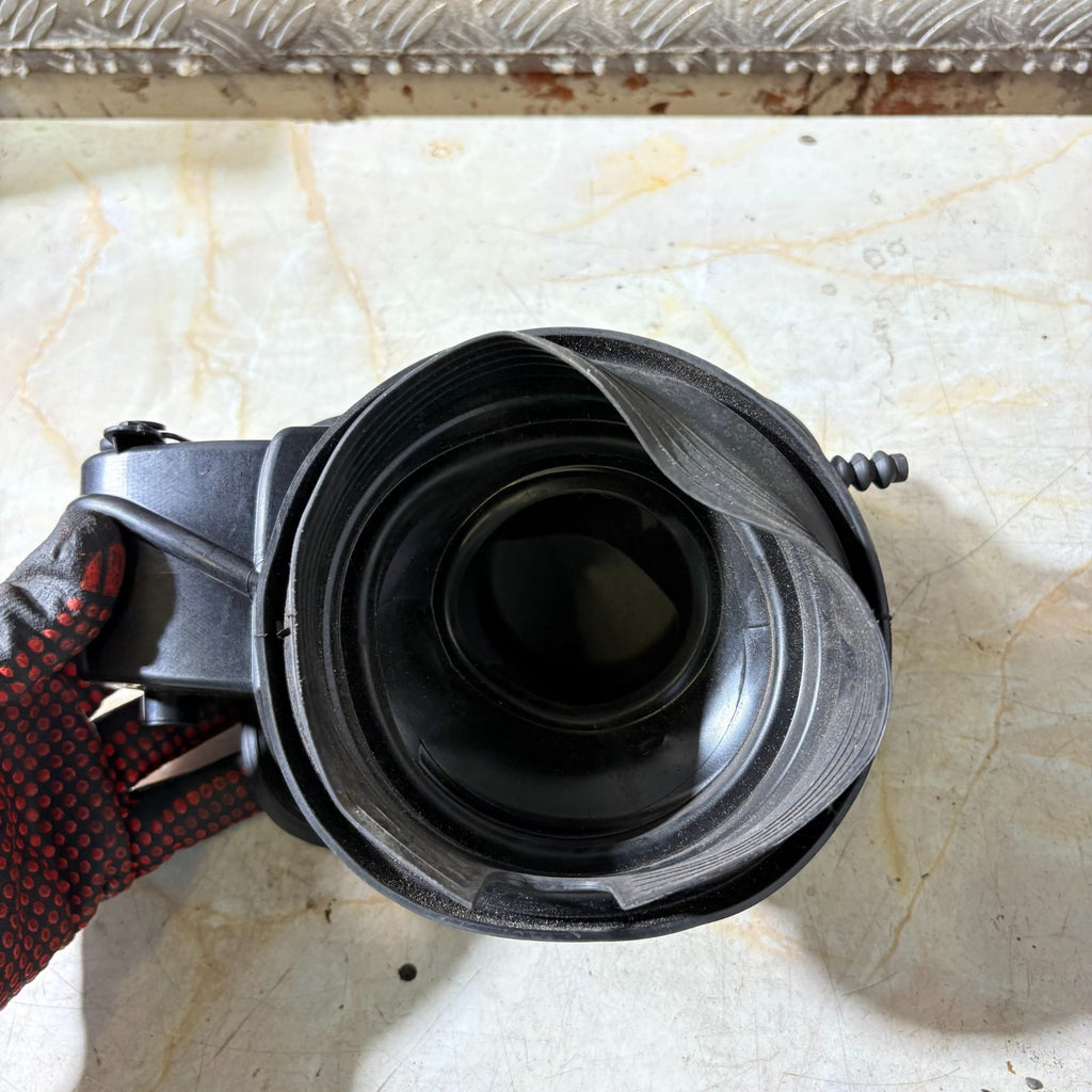BMW X5 E70 2007-2013 X5 M 2010-2013 Fuel Filler Door Pocket 7160631 51177160631