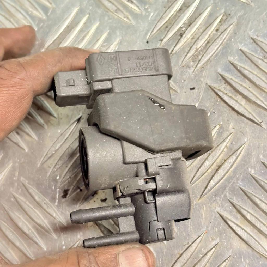NISSAN VAUXHALL RENAULT TURBO BOOST VACUUM SOLENOID VALVE DIESEL 149566215R