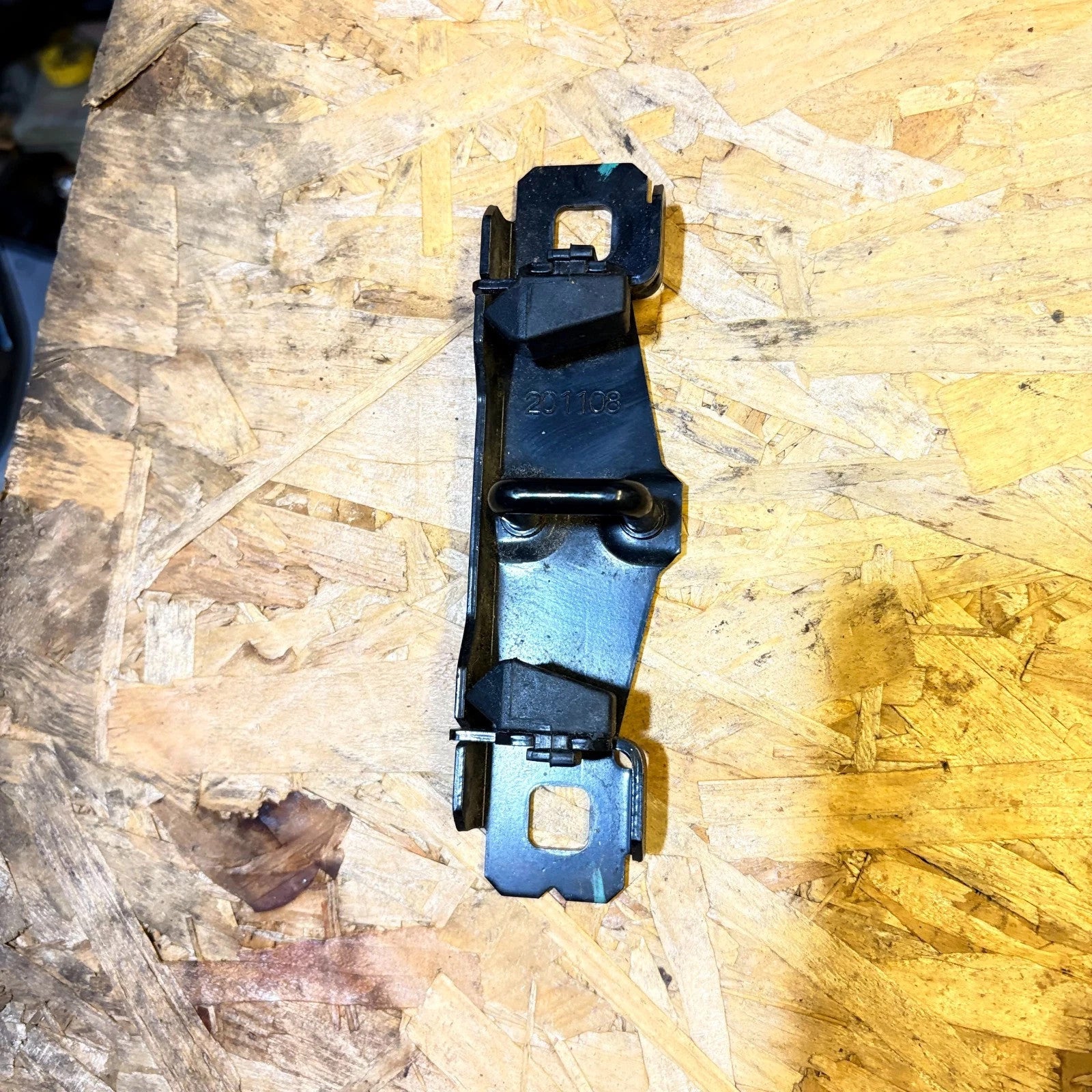 Jaguar Xf Ford Focus mk3 Rear Tailgate Boot Latch 201108