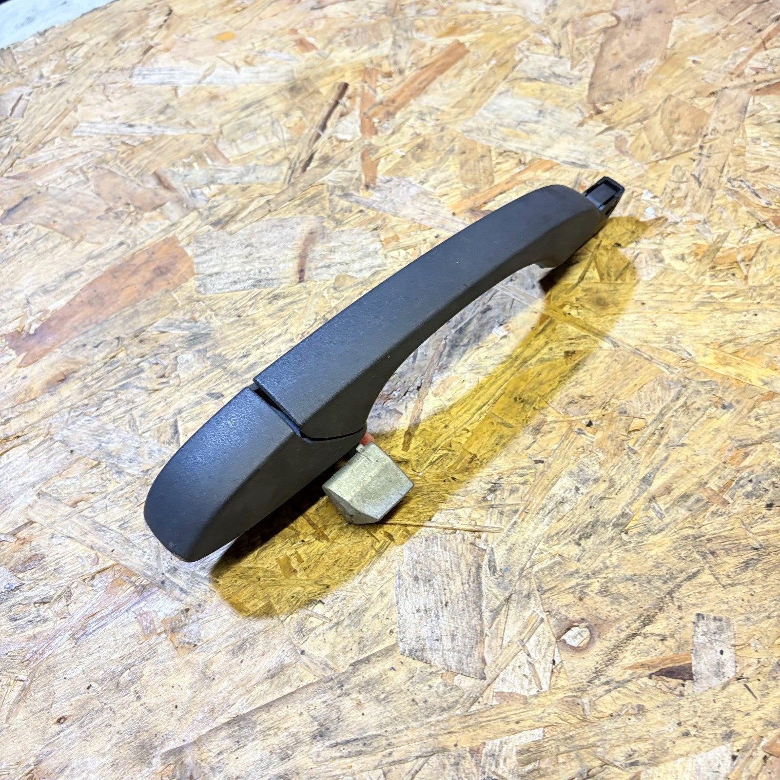 JEEP GRAND CHEROKEE EXTERIOR DOOR HANDLE REAR LEFT SIDE 2008