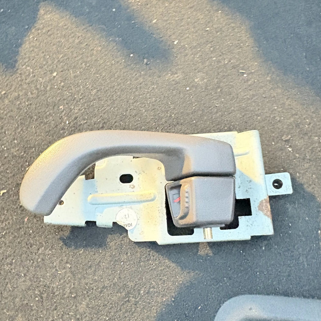 Inner Door Handle Passenger Front Mitsubishi 2009 Proton NSF