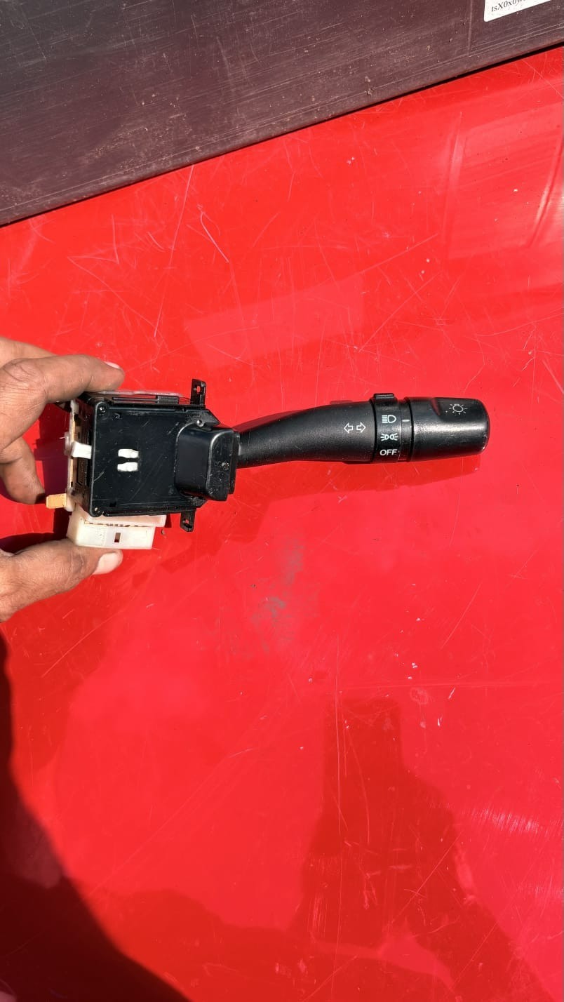 Steering Column Switch Left NTY Fits HYUNDAI Accent II 2006 93420-25110