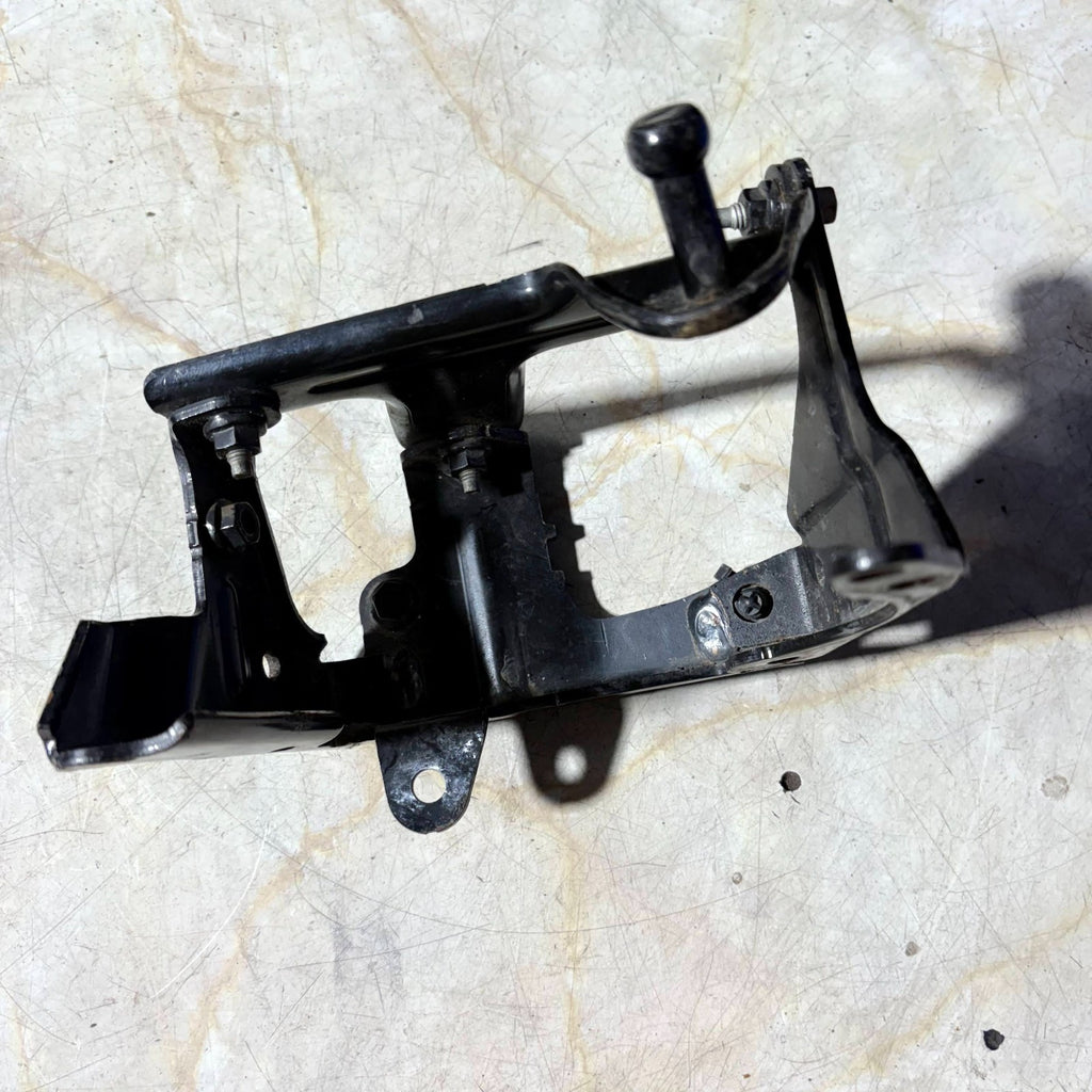 Ford Focus MK3 2011-2015 Fuel Filter Housing Bracket Mount AV6Q9B262AB