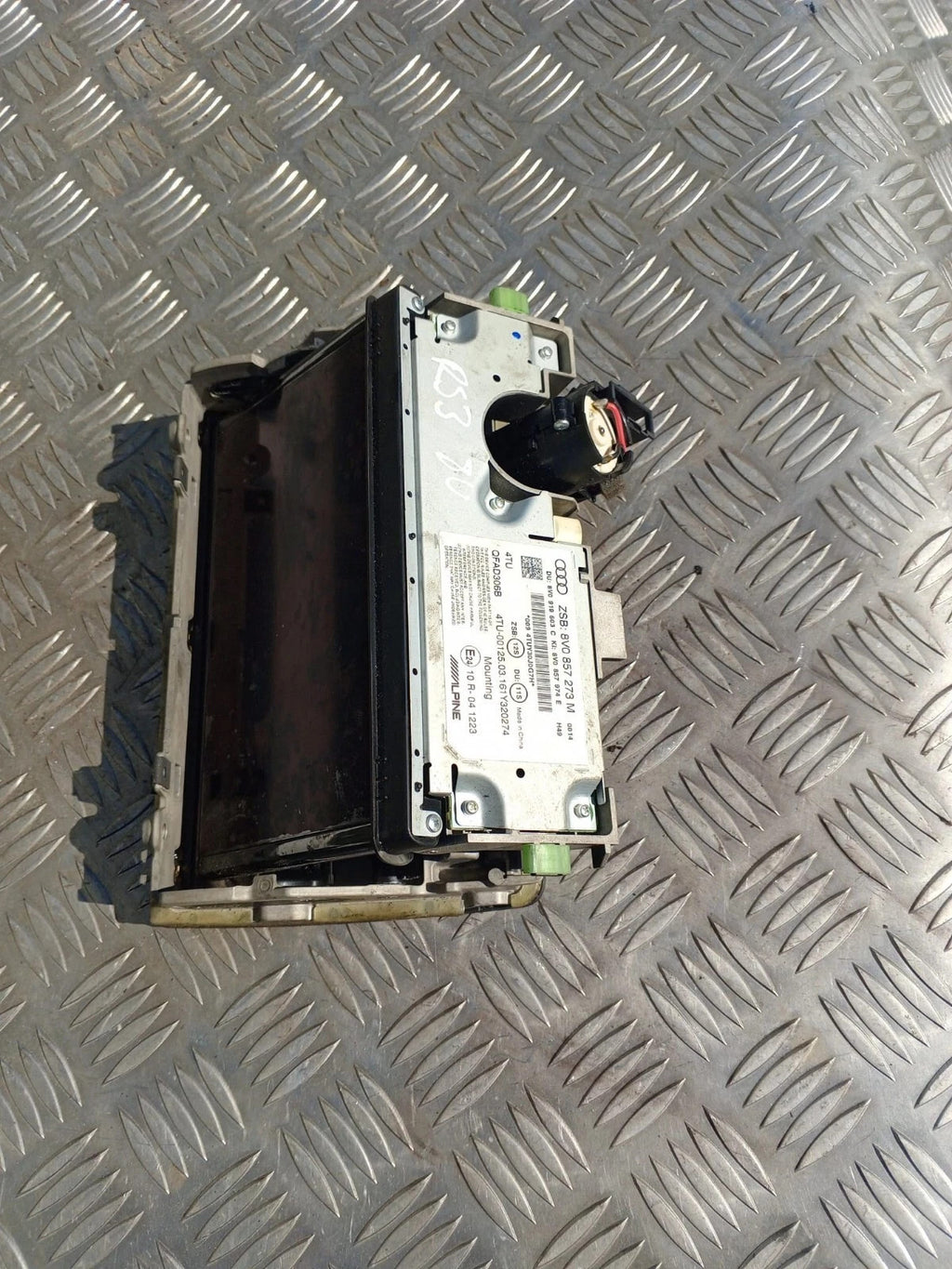 AUDI A3 8V ALPINE CENTRAL INFORMATION DISPLAY SCREEN 8V0857273M