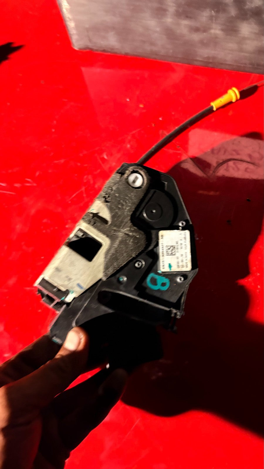 FORD ECOSPORT DOOR LOCK REAR LEFT EN15-A264A27-AB 2018