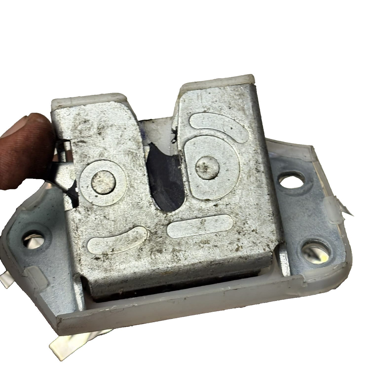 Suzuki Alto 2009-2014 Nissan Pixo 2009-2013 Tailgate Lock 82510M68K00 905004A00E