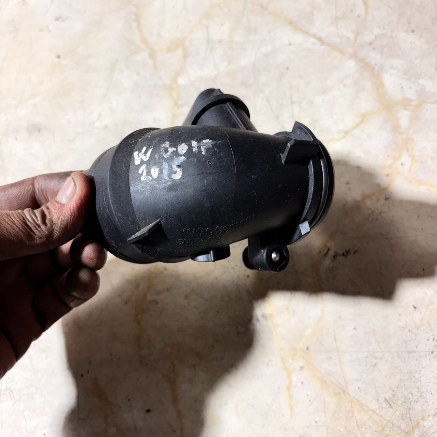 VW Passat Variant B8 3G5 Other Tubes R3000481040 2.00 Diesel 110kw 26201608 2015