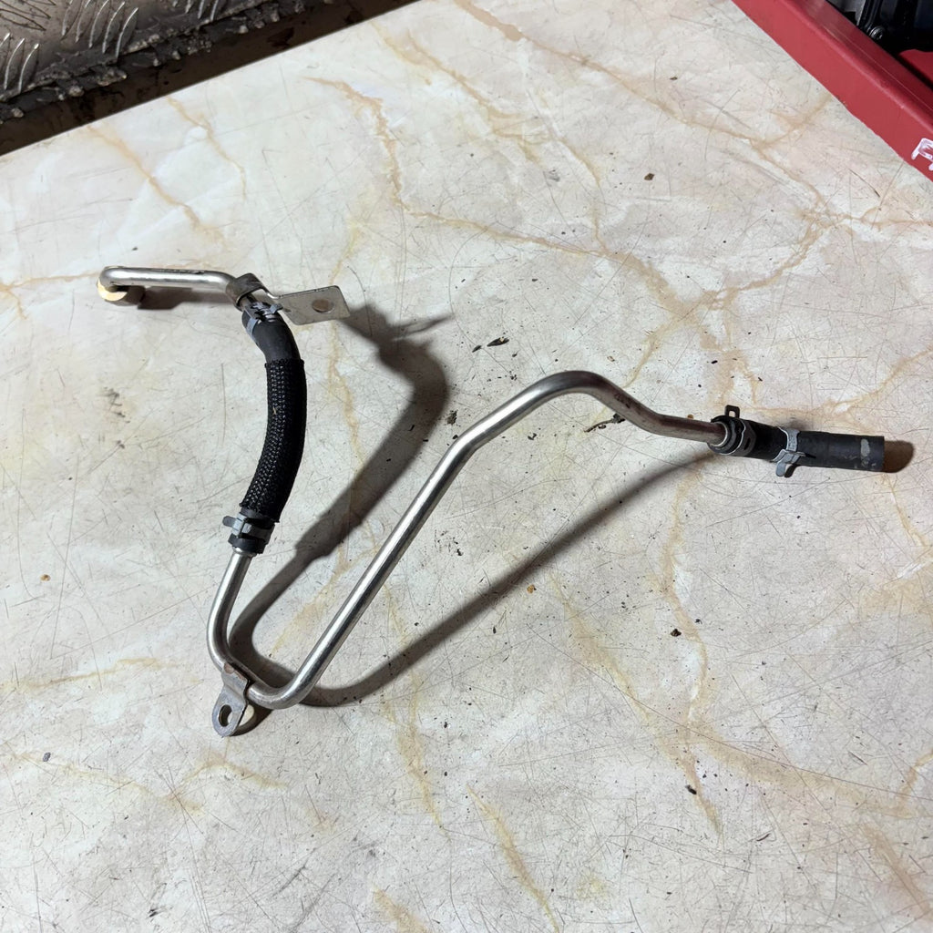 AUDI A3 GOLF SEAT SKODA TURBO PIPE 04L131582B