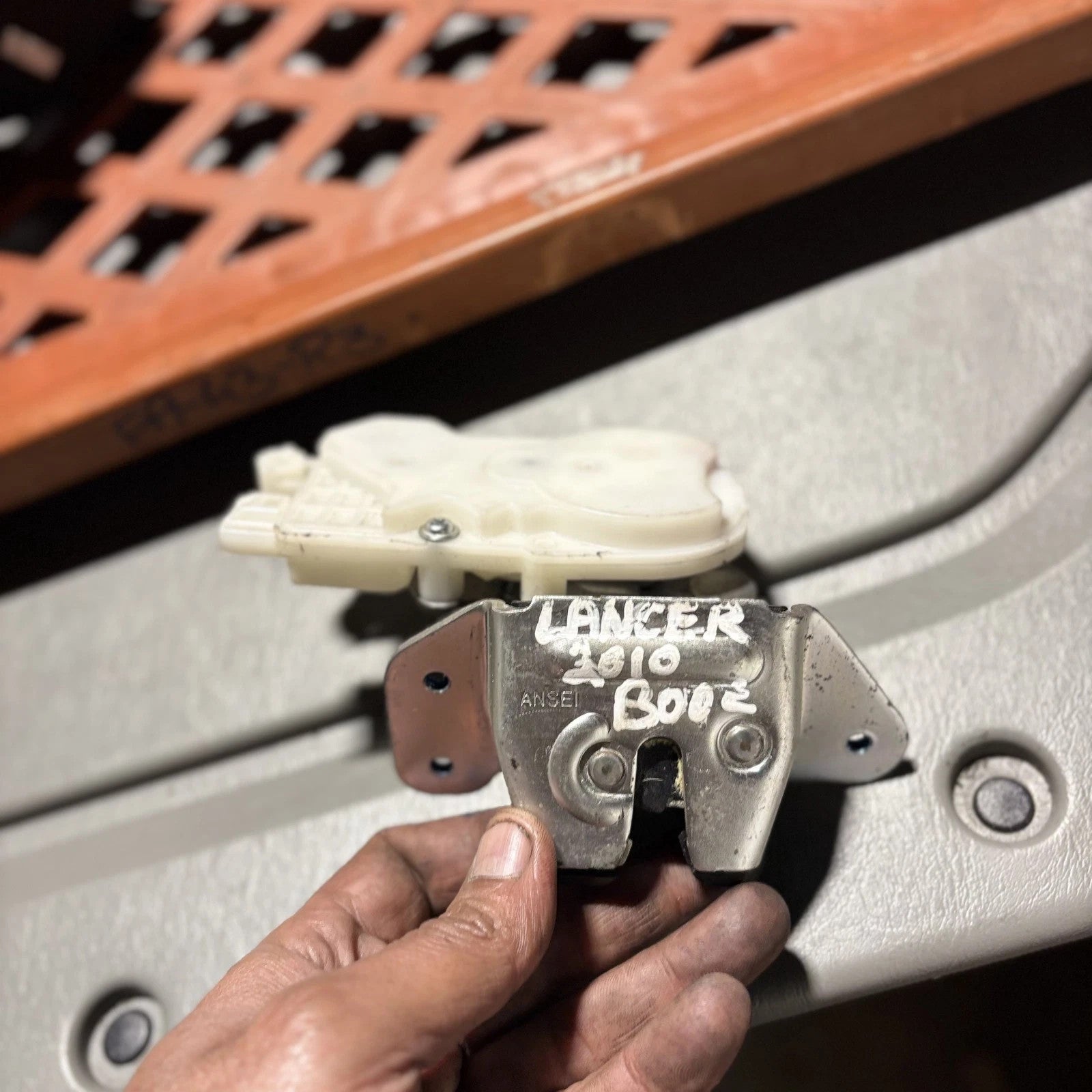 2008-2015 Mitsubishi Lancer MK7 Boot Tailgate Lock Mechanism
