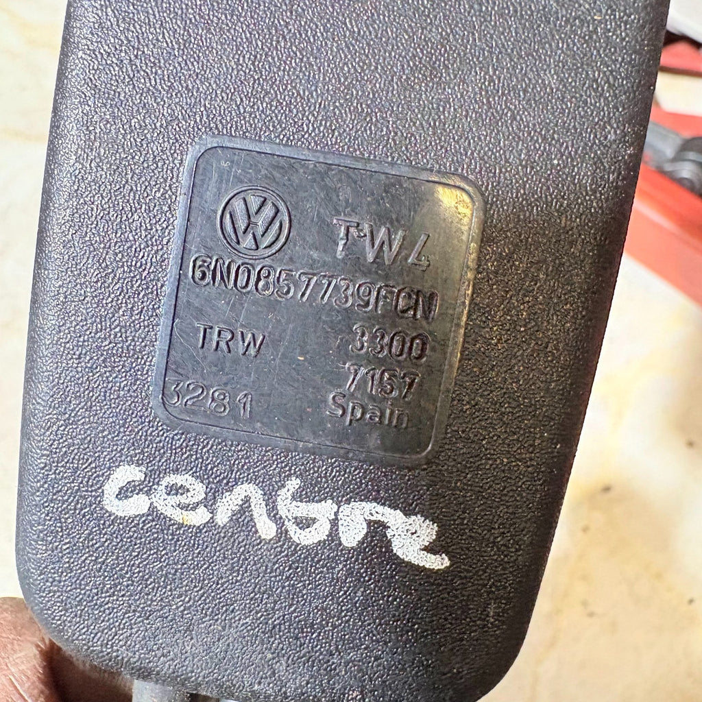 VW POLO 6N2 Rear Right Centre Seat Buckle 6N0857739FCN 1999-2003