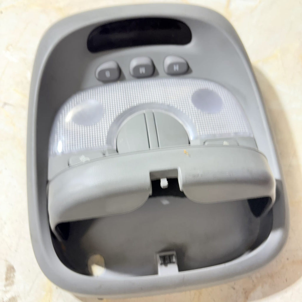 0K53E55710 Kia Sorento MK1 02-06 Front Interior Roof Map Light Switch Console