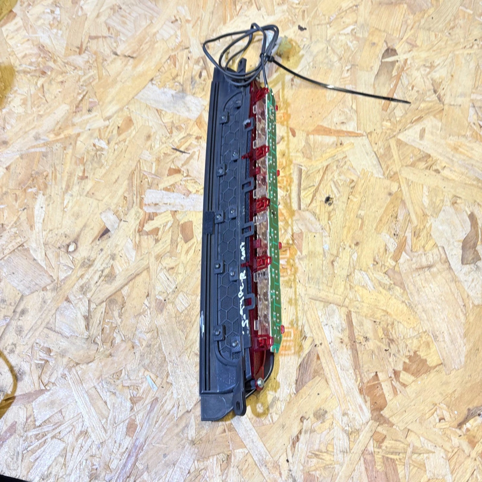 JAGUAR S TYPE 2007 THIRD BRAKE LIGHT