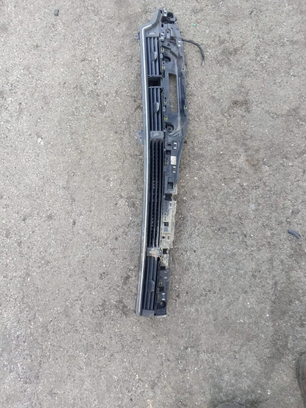 AUDI A5 F5 B9 DASHBOARD CENTRE AIR VENT GRILE WITH TRIM 2020 8W0971659B