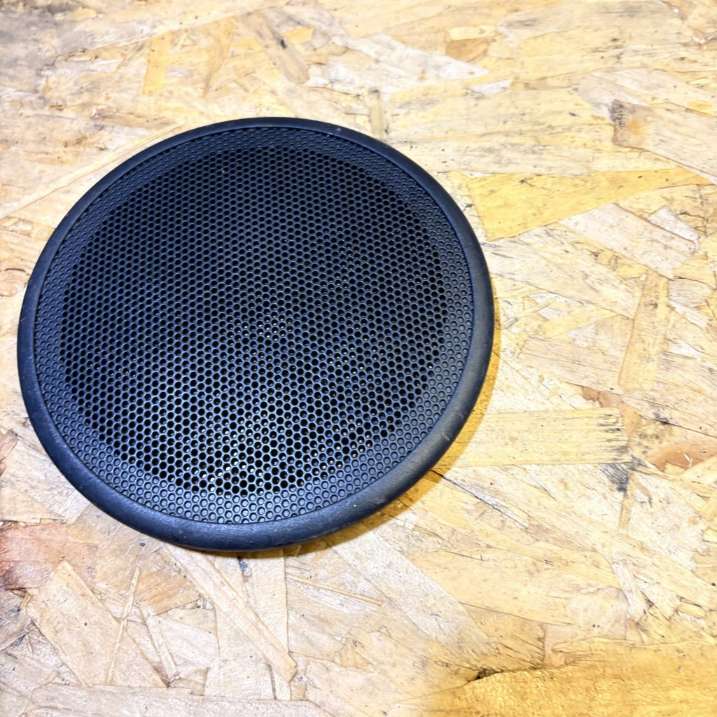 Renault Trafic Side speaker trim cover 8200911736