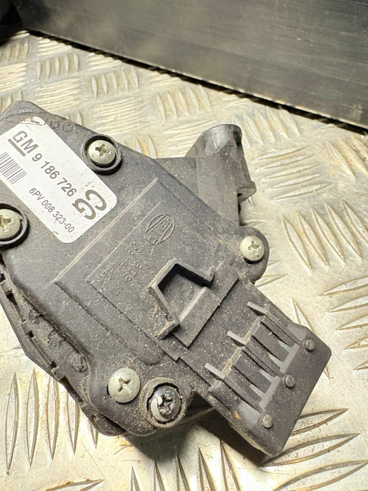 SAAB ACCELERATOR PEDAL (ELECTRONIC) PART NUMBER 9186726