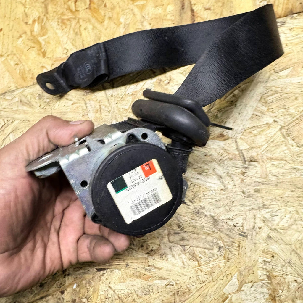 2004-2013 VAUXHALL ASTRA PASSENGER REAR LEFT SEAT BELT 602143000