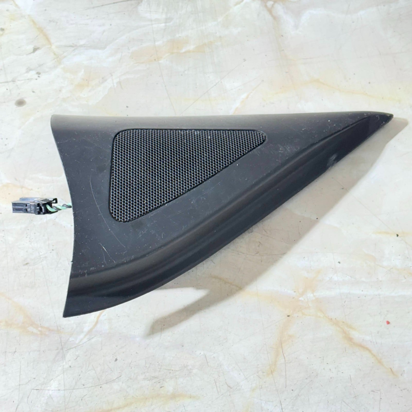 Hyundai Santa Fe CM 2006-2012 Front Left Door Tweeter Speaker Trim 87651-2B010