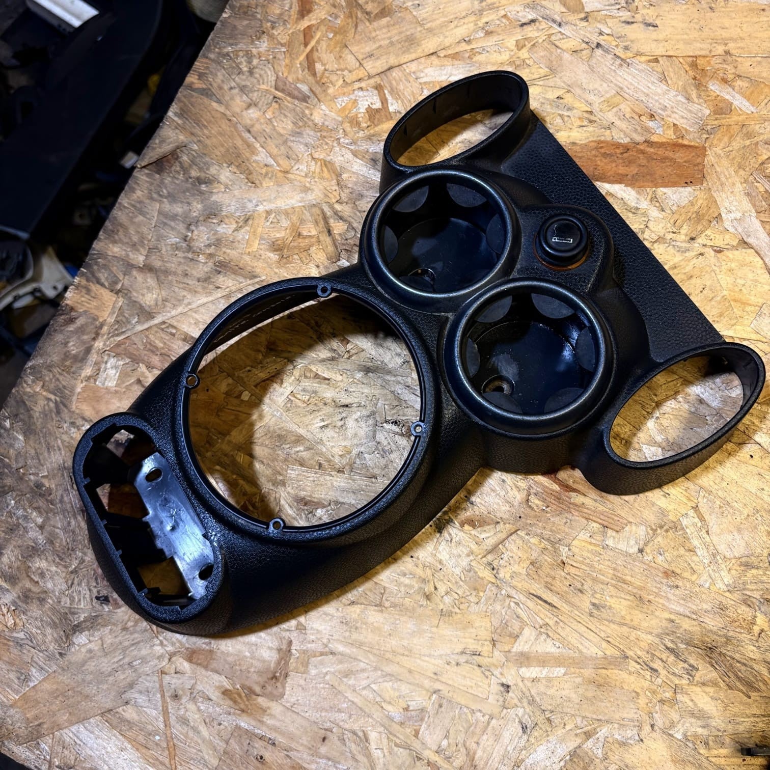 MINI COOPER 2005 CENTRE CONSOLE CUP HOLDER TRIM 51167147186