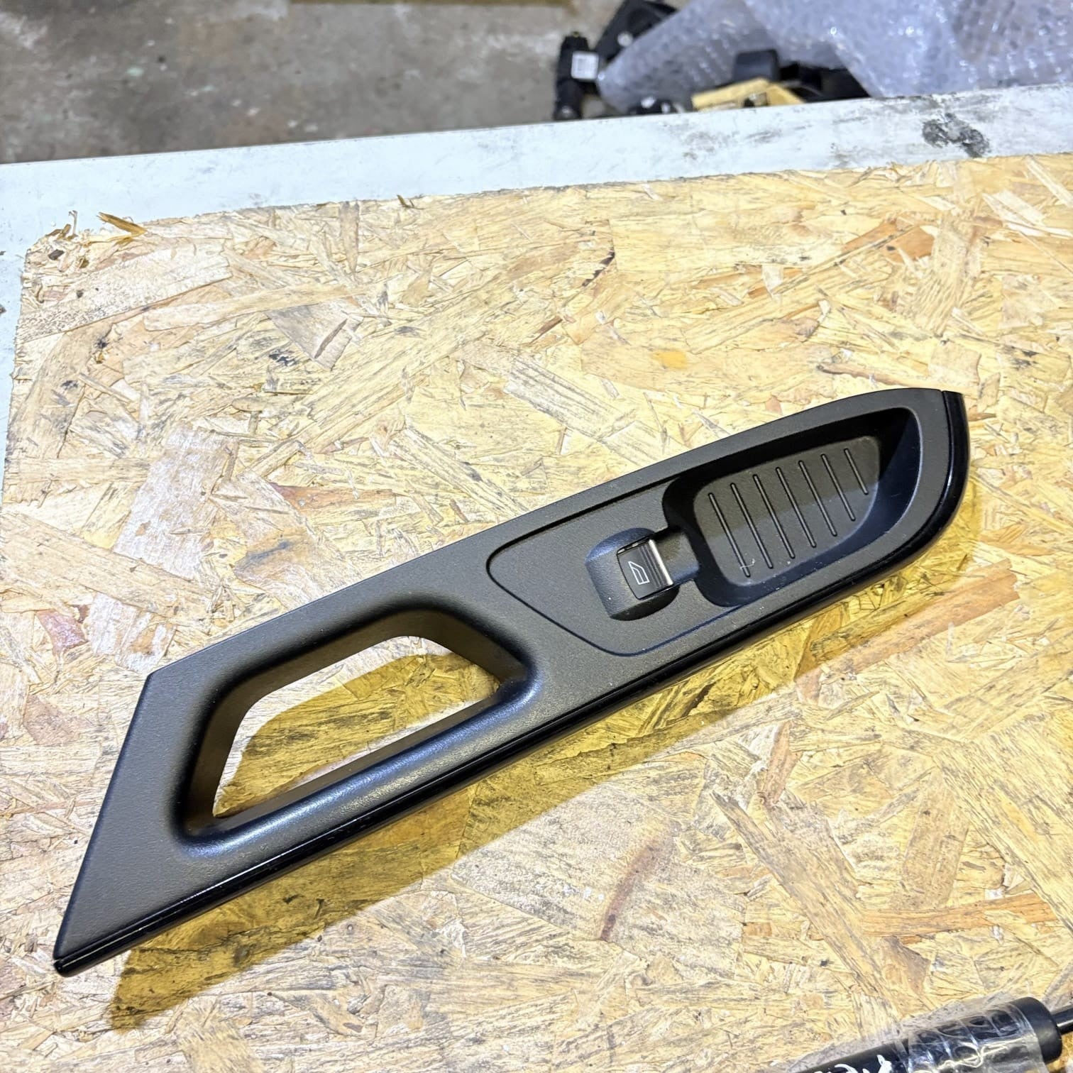 Ford B-Max MK1 2012-2017 Front Left Door Handle Window Switch AV11-R240A41-BDW