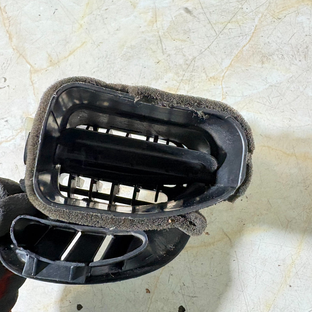 Citroen Xsara Picasso 1999-2010 Dashboard Air Vent Right OSF 9631280077 8264V0