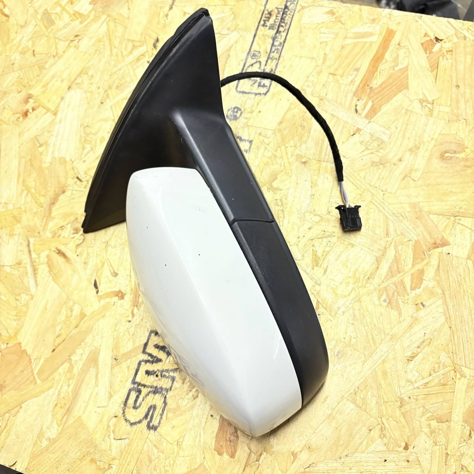 2013 SEAT TOLEDO DRIVER FRONT DOOR WING MIRROR E9026636