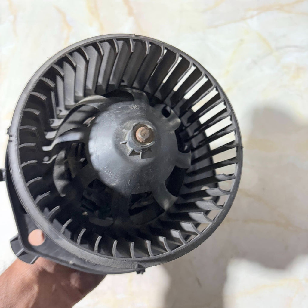 Iveco Daily 2006-2014 Heater blower fan motor 570630200
