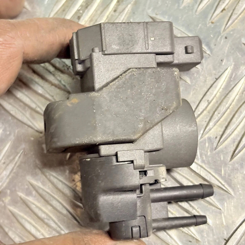 NISSAN VAUXHALL RENAULT TURBO BOOST VACUUM SOLENOID VALVE DIESEL 149566215R