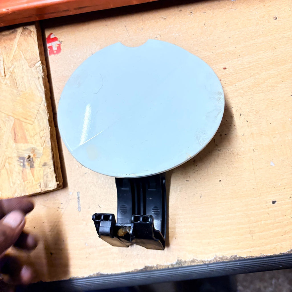 RENAULT TWINGO 2003 1.2 PETROL FUEL FILLER FLAP
