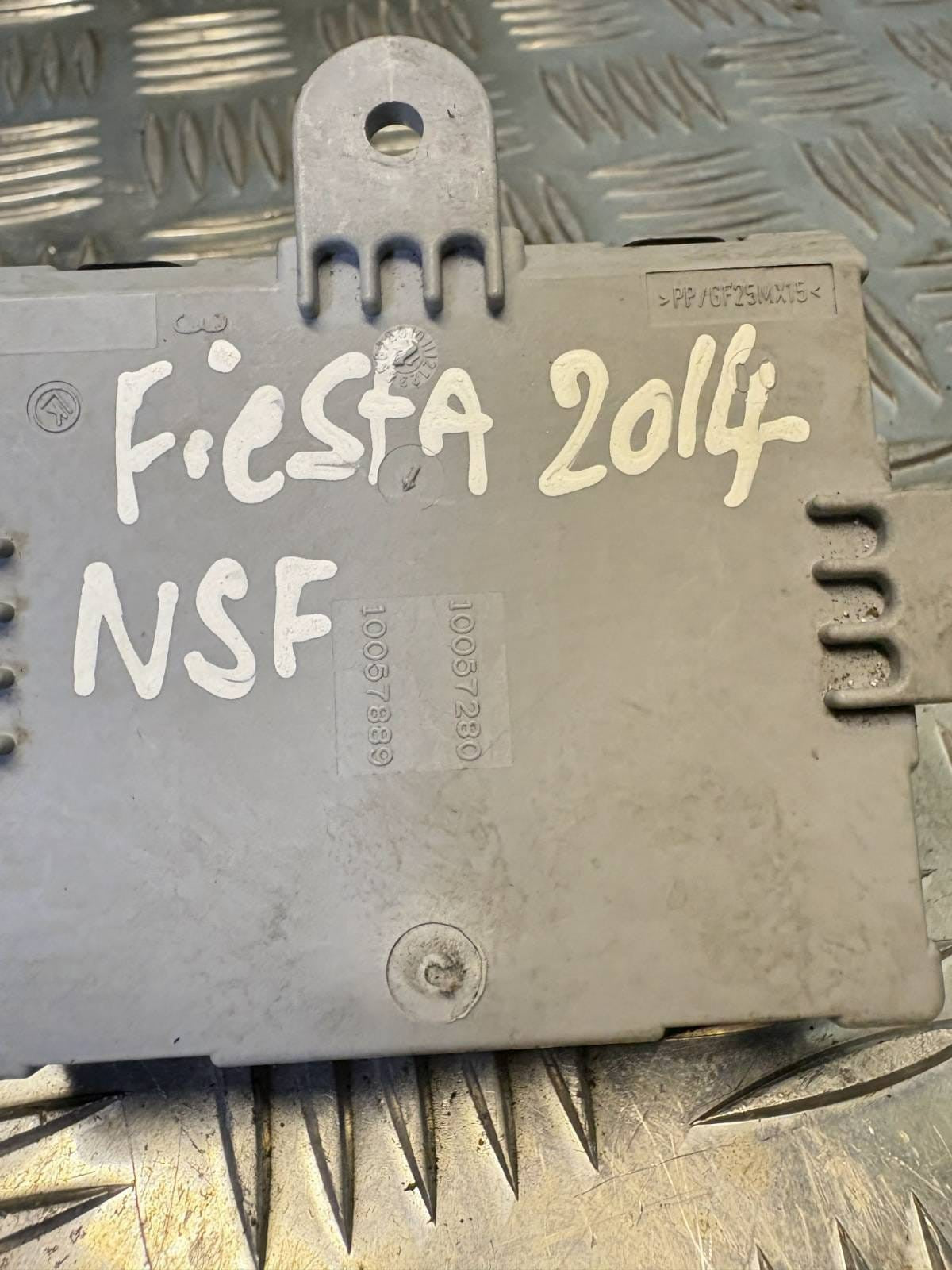 14C108AF FRONT LEFT SIDE DOOR CONTROL UNIT FORD FIESTA 2008-2017