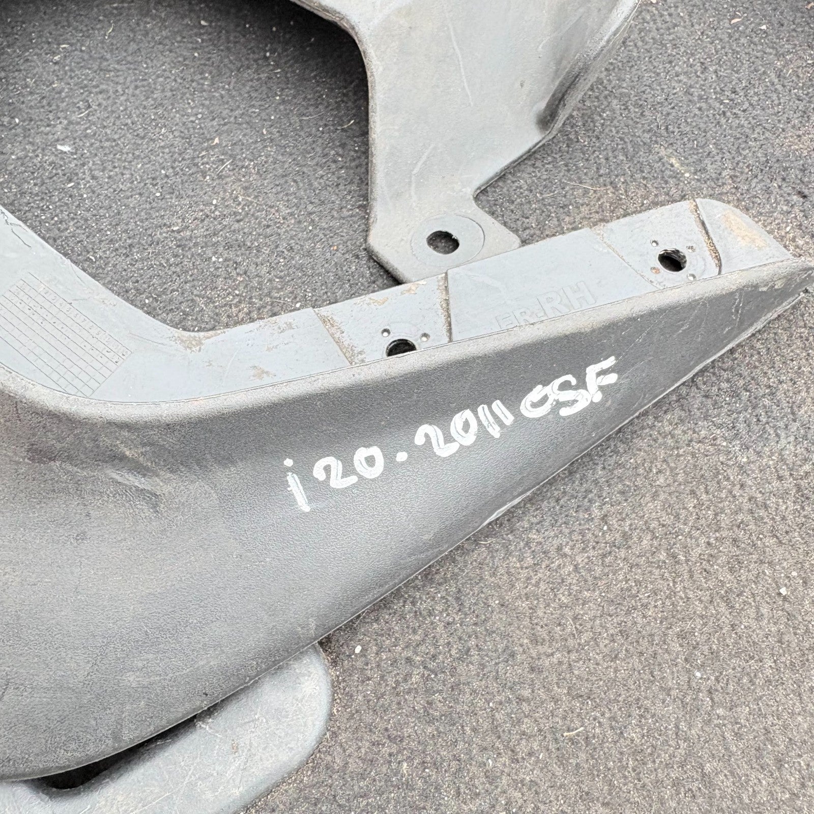 Hyundai i20 2009-2012 Front Mudflap Mudguard Set Left Right