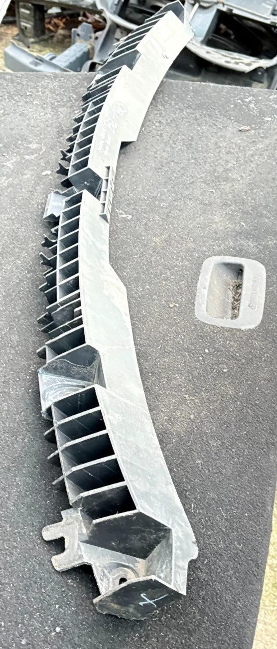 SKODA FABIA FRONT WIPER COWL TRIM SCUTTLE 2007 - 2010